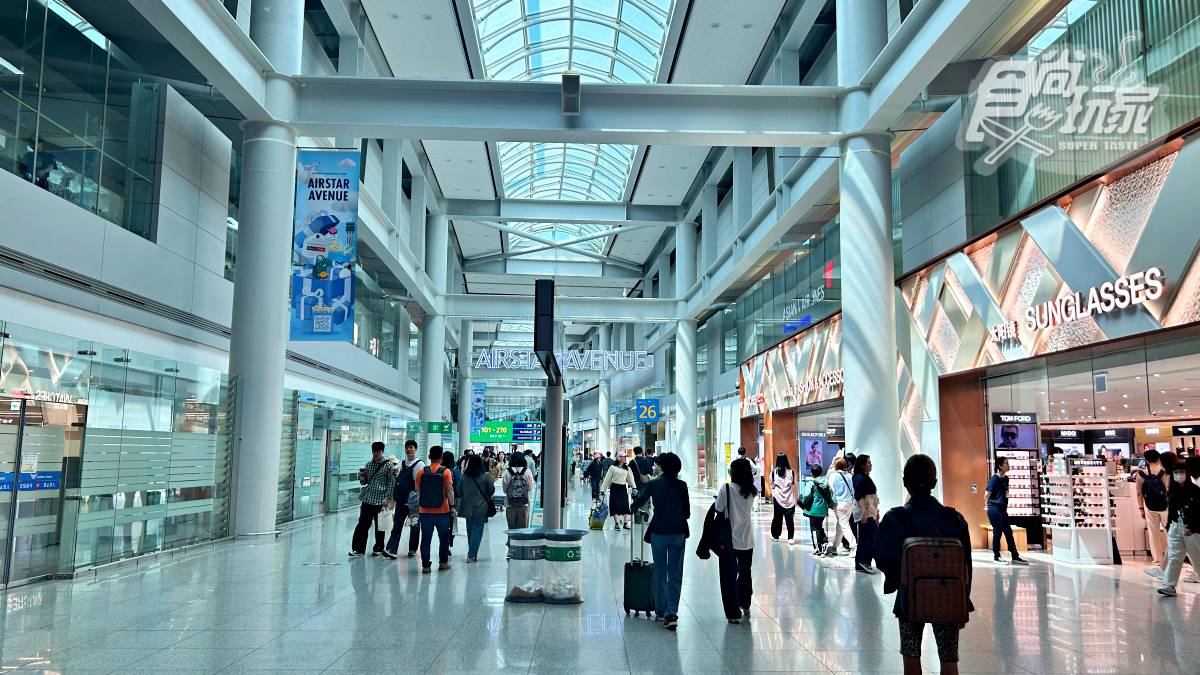 仁川國際機場是韓國主要的機場，榮獲2024全球最佳機場第三名。