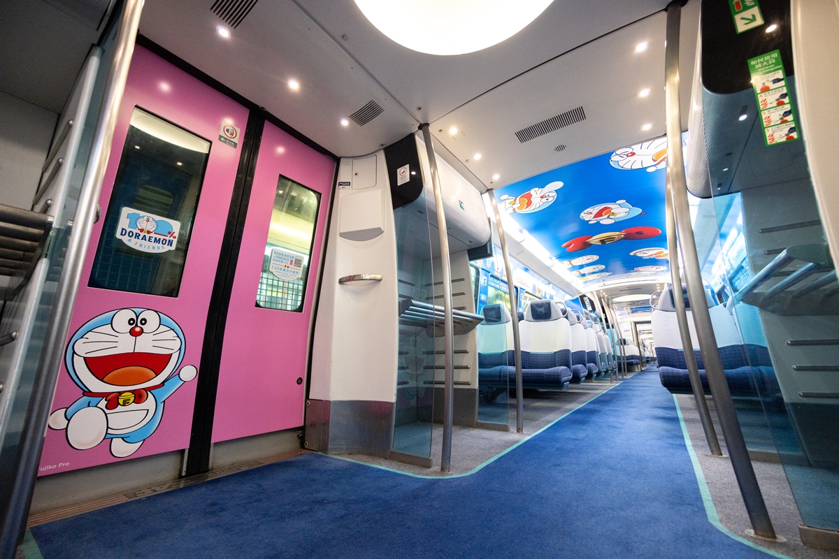 哆啦A夢迷快衝！全球首座「哆啦A夢主題月台」在這，限時主題列車超好拍