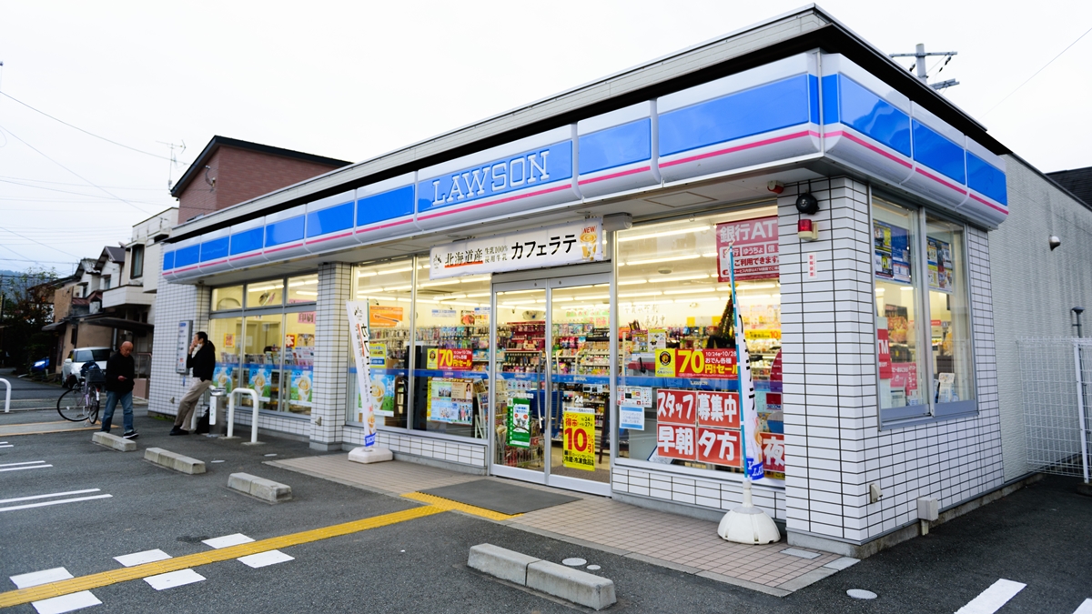 日本超商LAWSON為何不來台開店？內行人點出關鍵原因，加碼曝必買熱銷商品