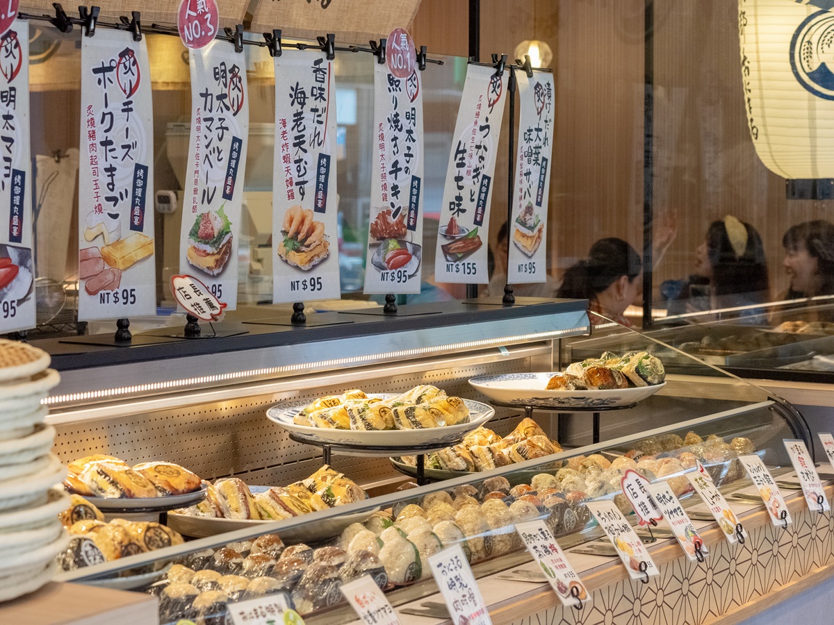 【新開店】日本超夯「京都飯丸」首登台！20種口味搶看，必點炙燒鰻魚、明太子