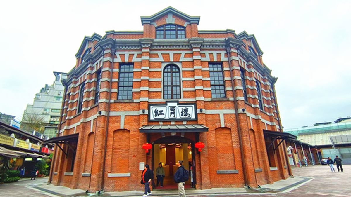 目前西門紅樓已成為台北著名的文創和展演場所之一。（圖片來源：達人Emily的播報台）