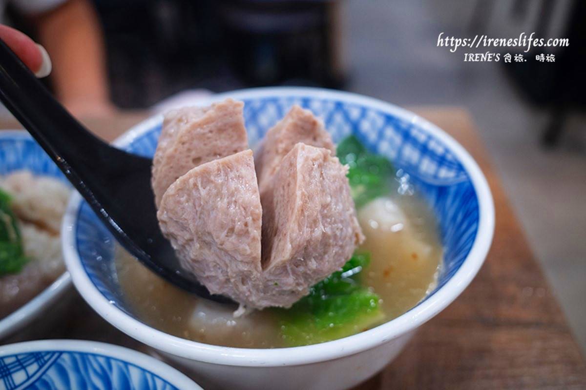 夜貓最愛「東引快刀手」插旗三重！牛油麻醬麵銷魂噴香，超強滷味每桌必點