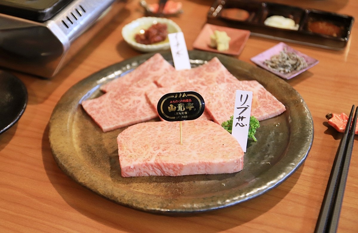 地表唯一「米其林摘星燒肉」在台中！日本老饕也專程朝聖，珍稀部位一次吃