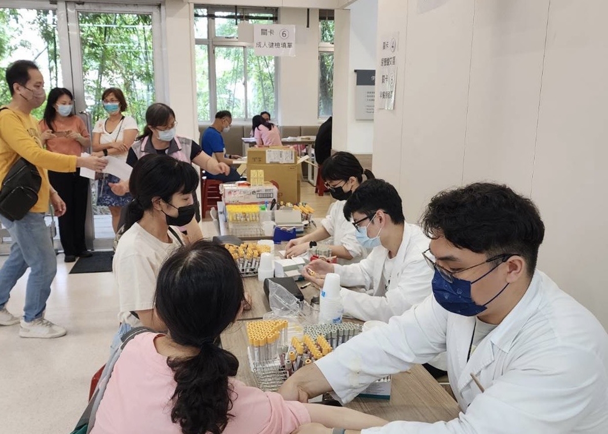 新北人有福了!免費大腸癌篩檢開跑,完成2項健檢爽領500元禮券 新北人有福了!免費大腸癌篩檢開跑,完成2項健檢爽領500元禮券