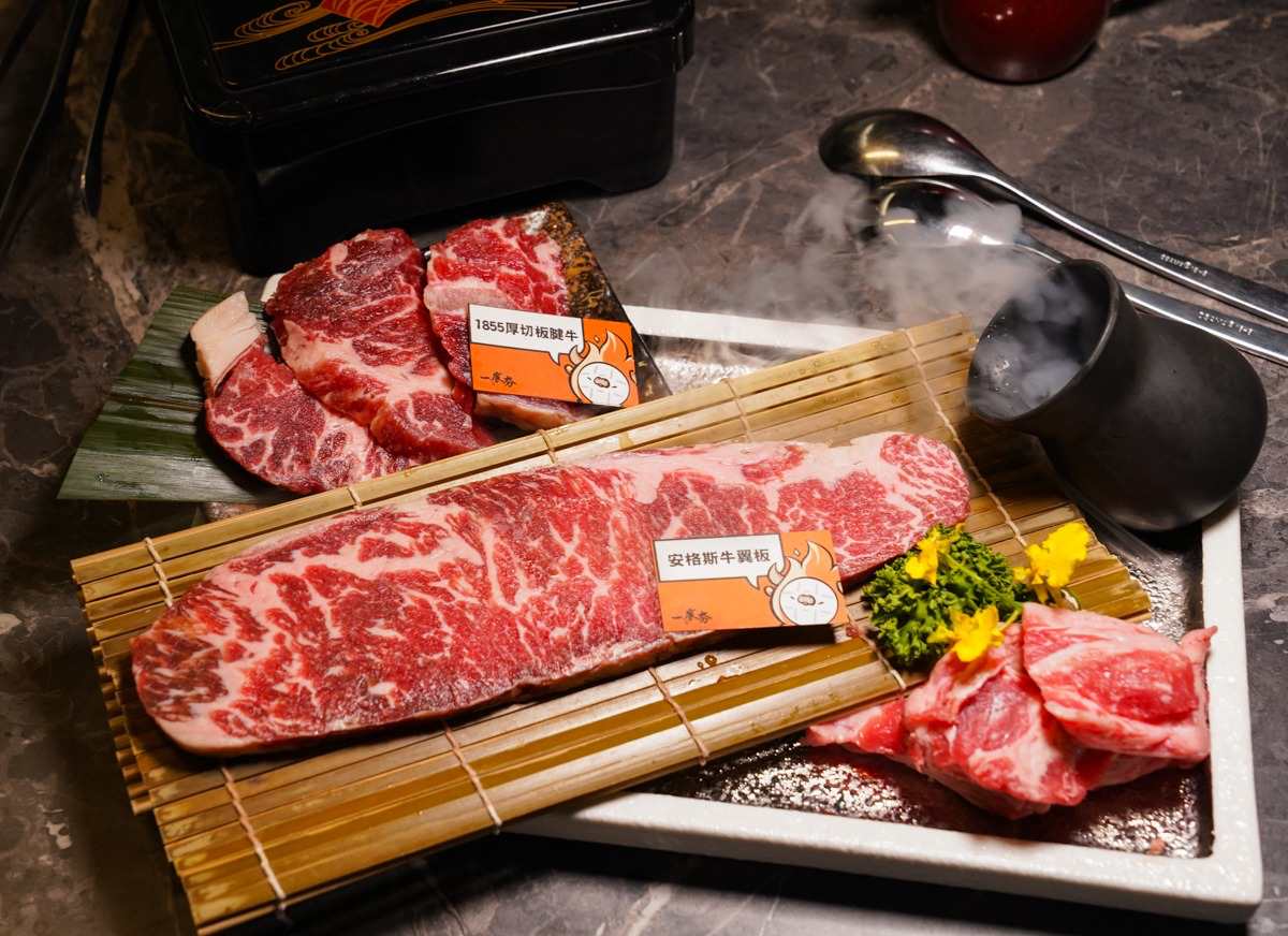 燒肉附自助吧吃到飽！499元起爽嗑６種肉拼盤，沙拉小菜、甜點飲料無限供應