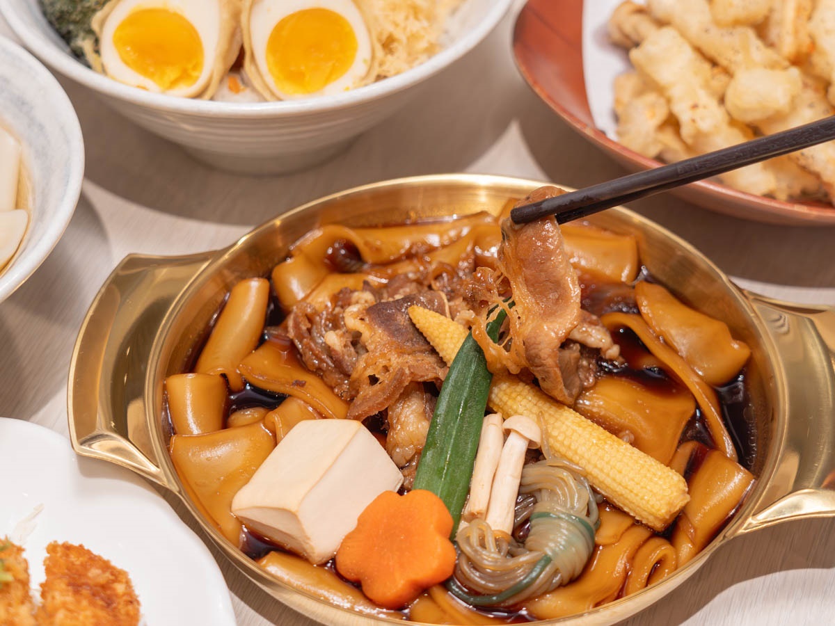 白飯、味噌湯續到飽！高CP值「炸蝦天婦羅丼」只要220元，加碼搶聯名起司杯