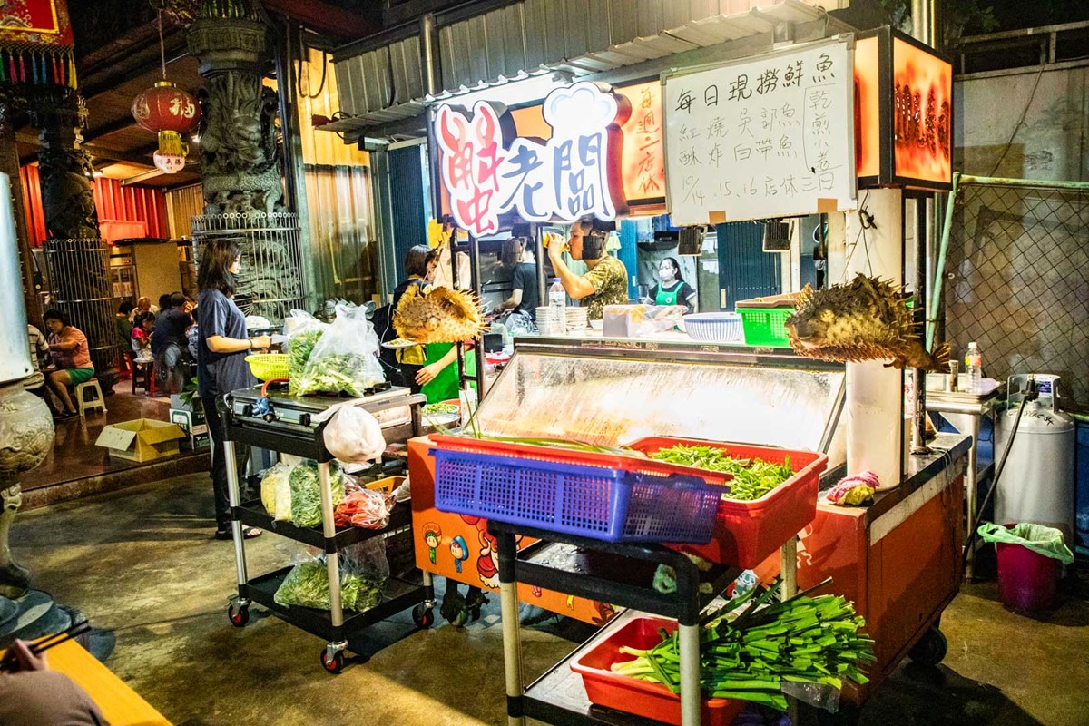 桃園傳奇「土地公廟吃熱炒」！在地人才知隱藏版美食，白飯免費吃到飽