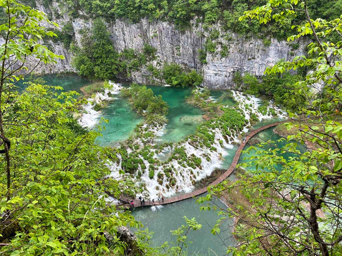 因《冰與火之歌》暴紅的國家！當地最夢幻國家公園，最美風景竟是「台灣人」