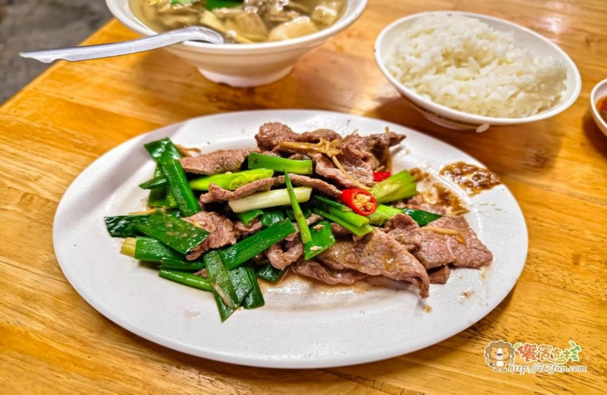 免費續湯喝到飽！高雄老店「滿料牛雜湯」只要80元，牛肉熱炒百元出頭超親民