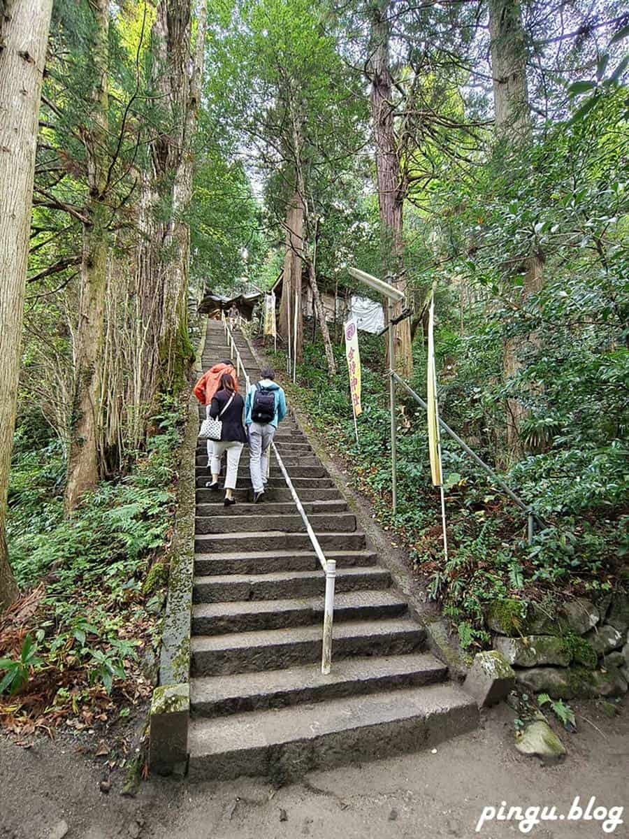 神社名字就叫「有錢」！日本唯一「金持神社」，想中彩券、求財４步驟教你拜