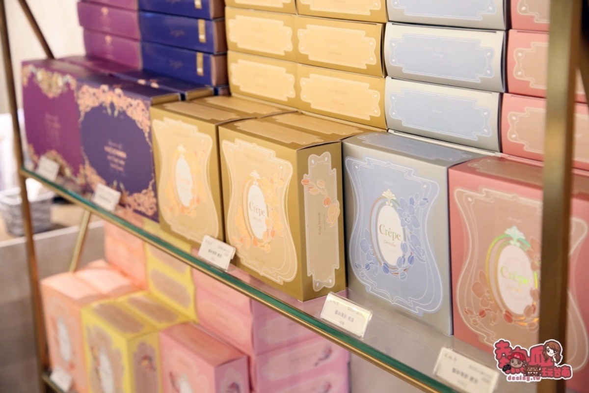 街邊驚見「巨大聖誕老公公」翻牆中！佛心價法式甜點藏在這，蛋糕60元起爽吃