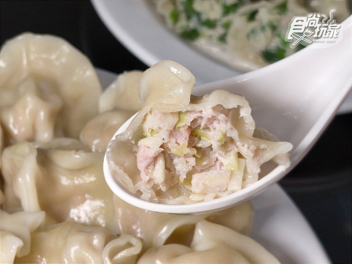 台北人氣最狂水餃店！海味爆棚「干貝水餃」、肥碩韭菜水餃，排到天荒地老也要吃（中獎公布）