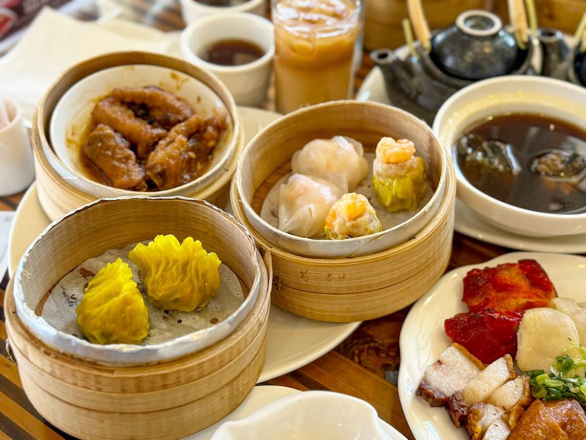 台南唯一「港點吃到飽」!598元起爽嗑烤鴨燒臘、蒸籠點心,明年將漲價快衝 台南唯一「港點吃到飽」!598元起爽嗑烤鴨燒臘、蒸籠點心,明年將漲價快衝