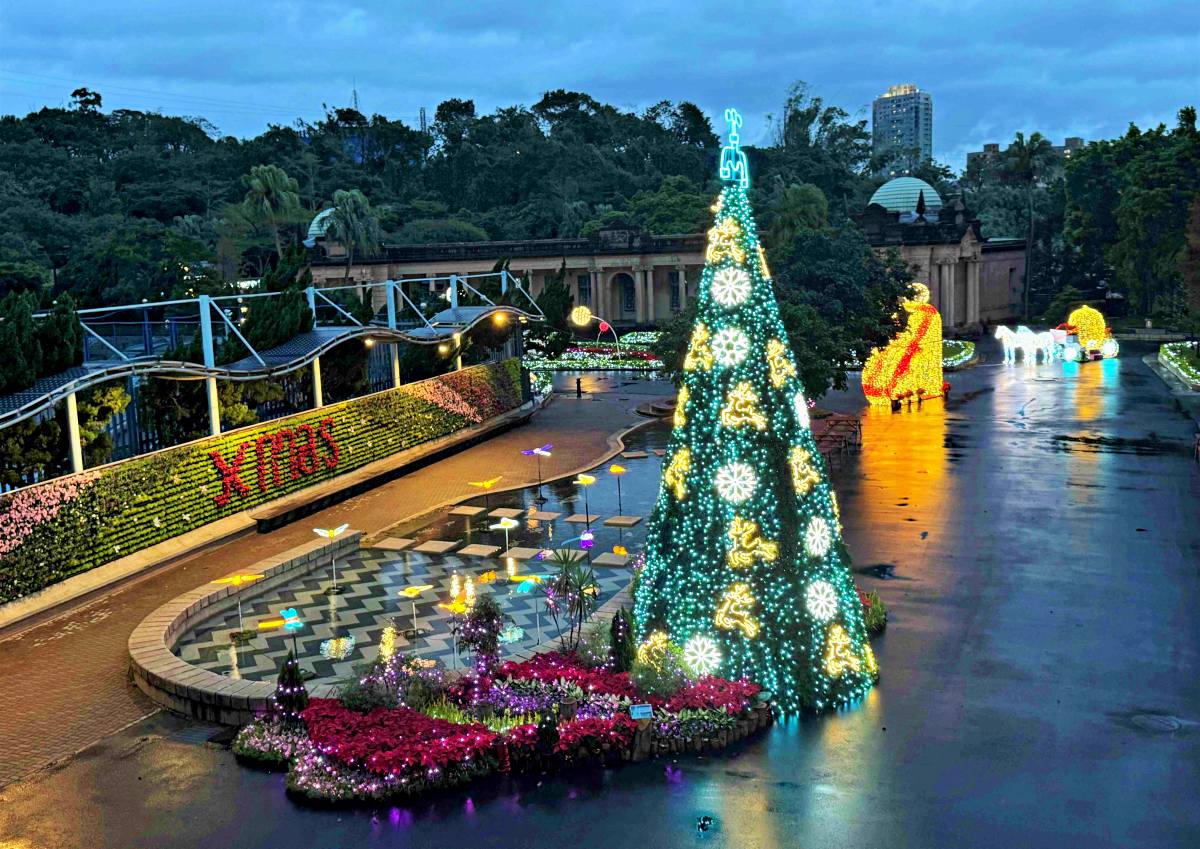 來飯店過節最浪漫!入住送聖誕季門票,加碼「南部最高火鍋」跨年 來飯店過節最浪漫!入住送聖誕季門票,加碼「南部最高火鍋」跨年
