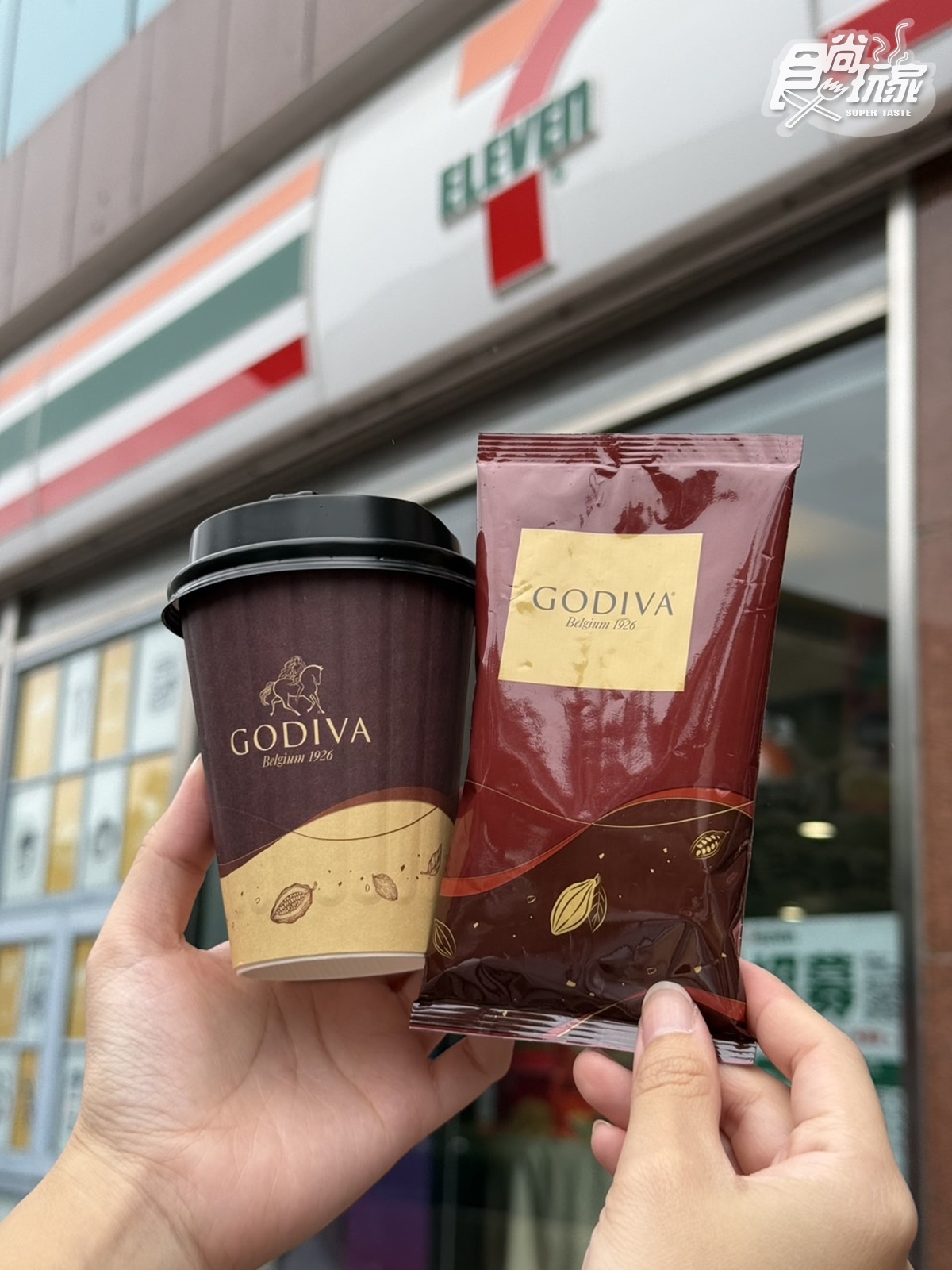 7-11「GODIVA熱可可」回來了！聖誕濃郁開喝、３大周邊，再收超Q米奇禮盒