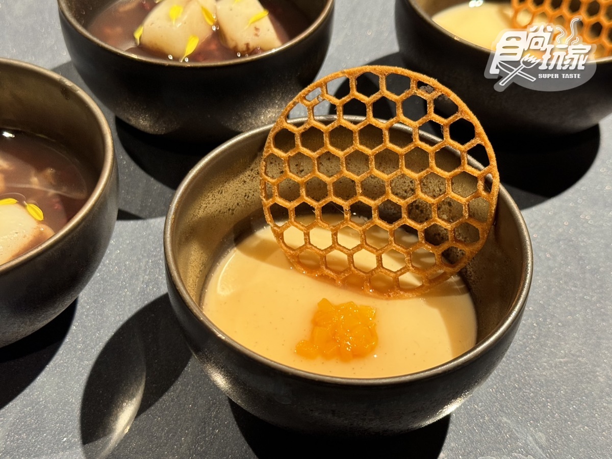 教父牛排第1間「和牛火鍋」來了!80元爽嗑和牛滷肉飯,菜單價位、地點搶先看 教父牛排第1間「和牛火鍋」來了!80元爽嗑和牛滷肉飯,菜單價位、地點搶先看