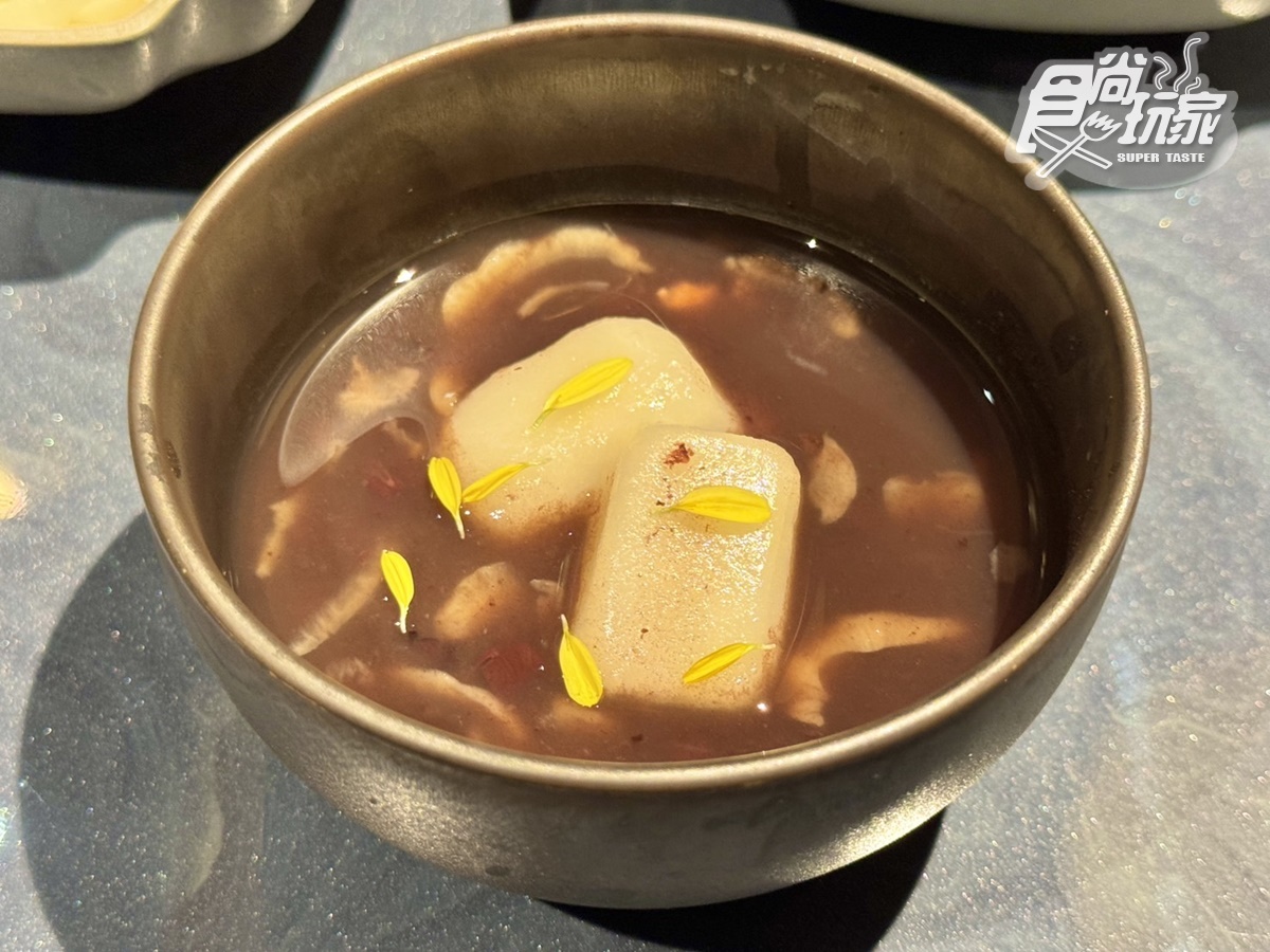 教父牛排第1間「和牛火鍋」來了!80元爽嗑和牛滷肉飯,菜單價位、地點搶先看 教父牛排第1間「和牛火鍋」來了!80元爽嗑和牛滷肉飯,菜單價位、地點搶先看
