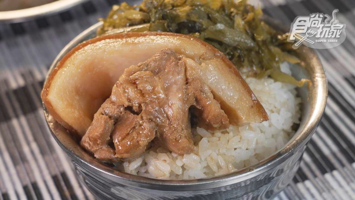 好評破2000則！台中最強爌肉飯６家：連２年米其林推薦、24小時營業