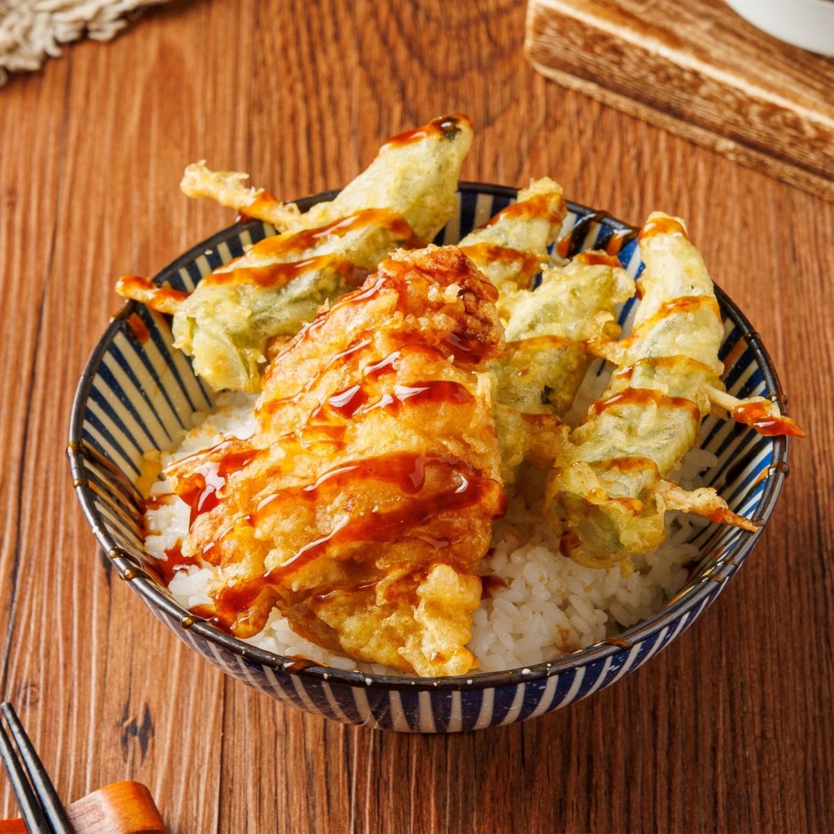 最低35元起！丸亀全新「高CP值天丼」爽嗑炸蝦天婦羅，加碼免費送烏龍麵