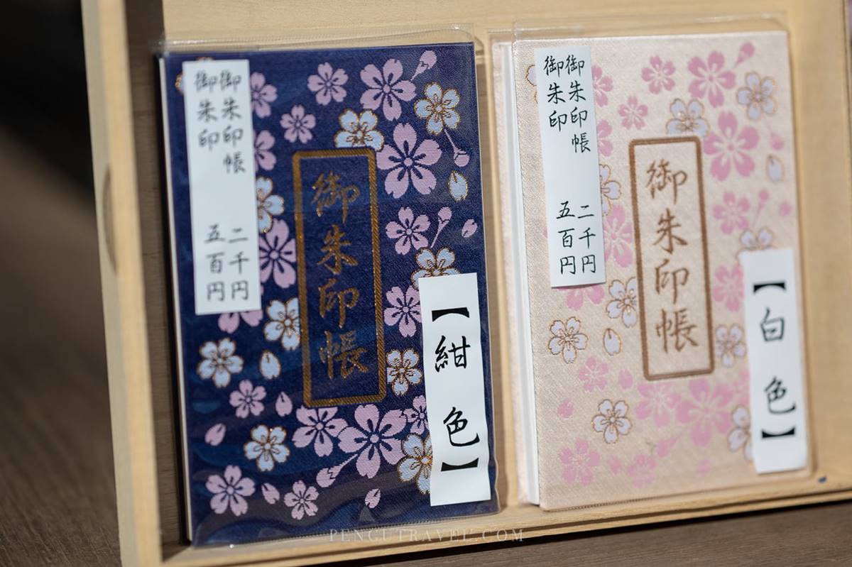 東京賞櫻祕境！「絕美神社」粉色緞帶與櫻花齊飛，蕾絲御守、櫻花朱印必收藏