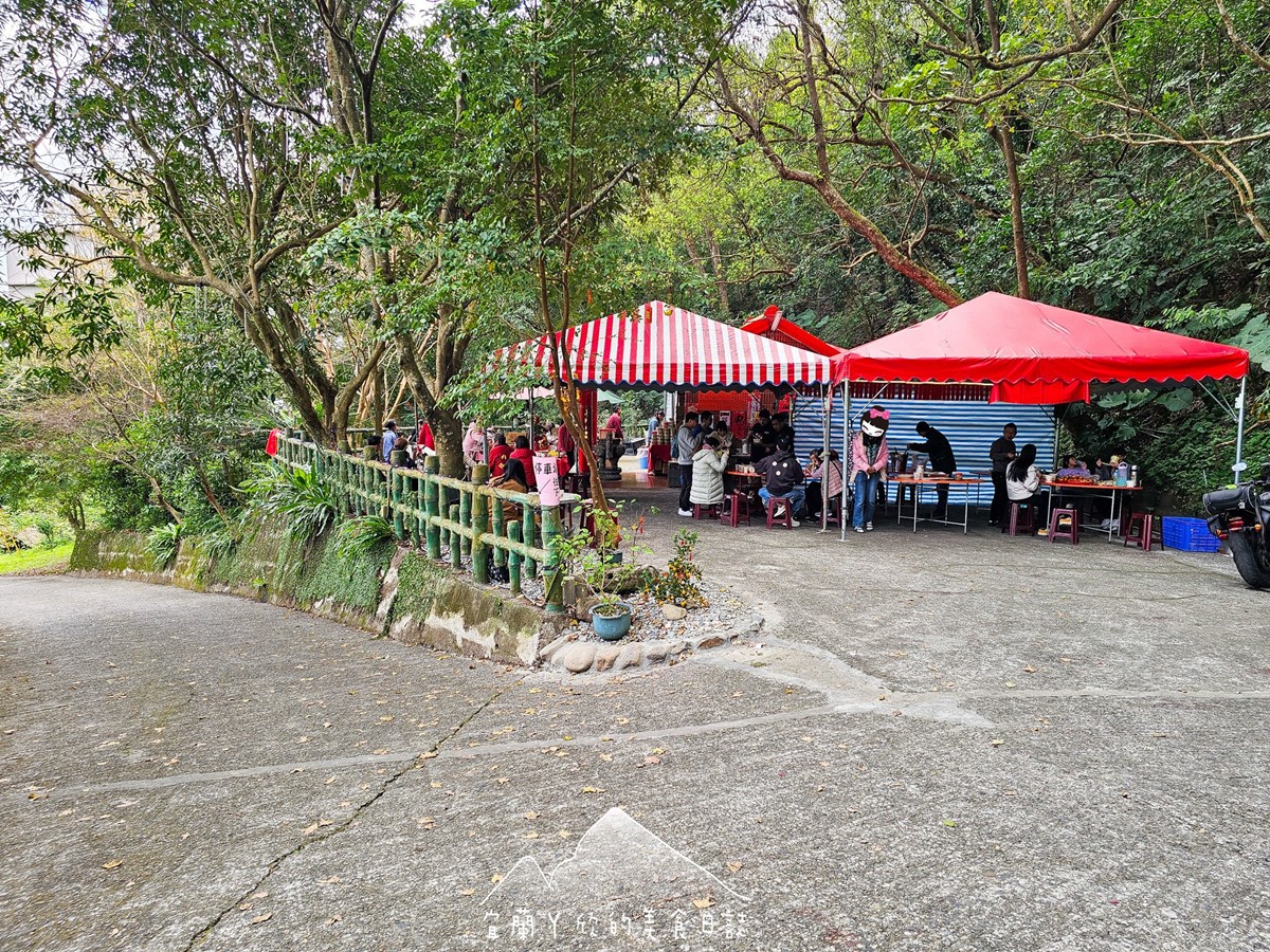 宜蘭也有泡麵土地公！隱藏景點免費吃泡麵、看海景，全台泡麵土地公一次看