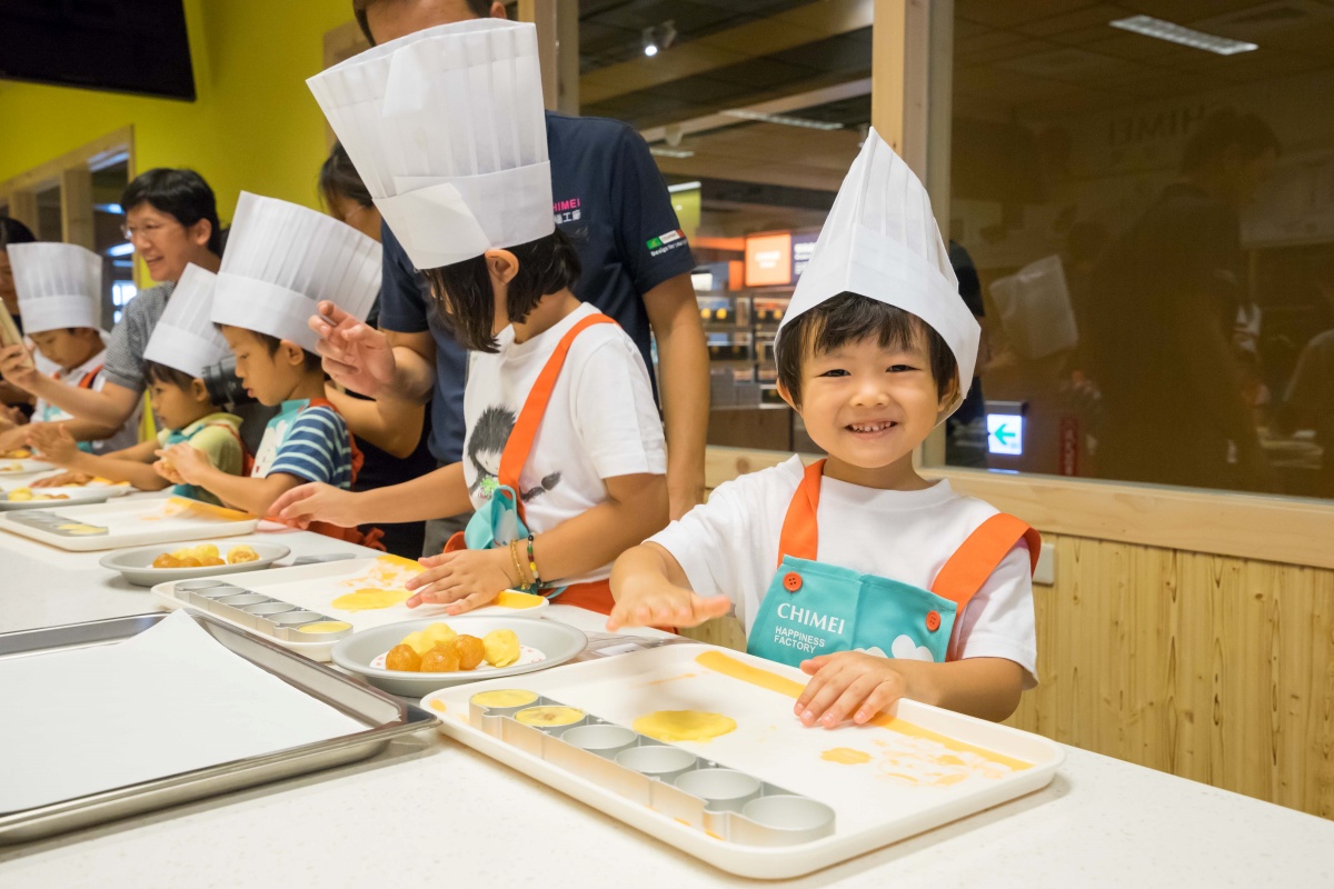 台南親子遊２大飯店優惠！入住送台南夜市消費券、親子觀光工廠門票