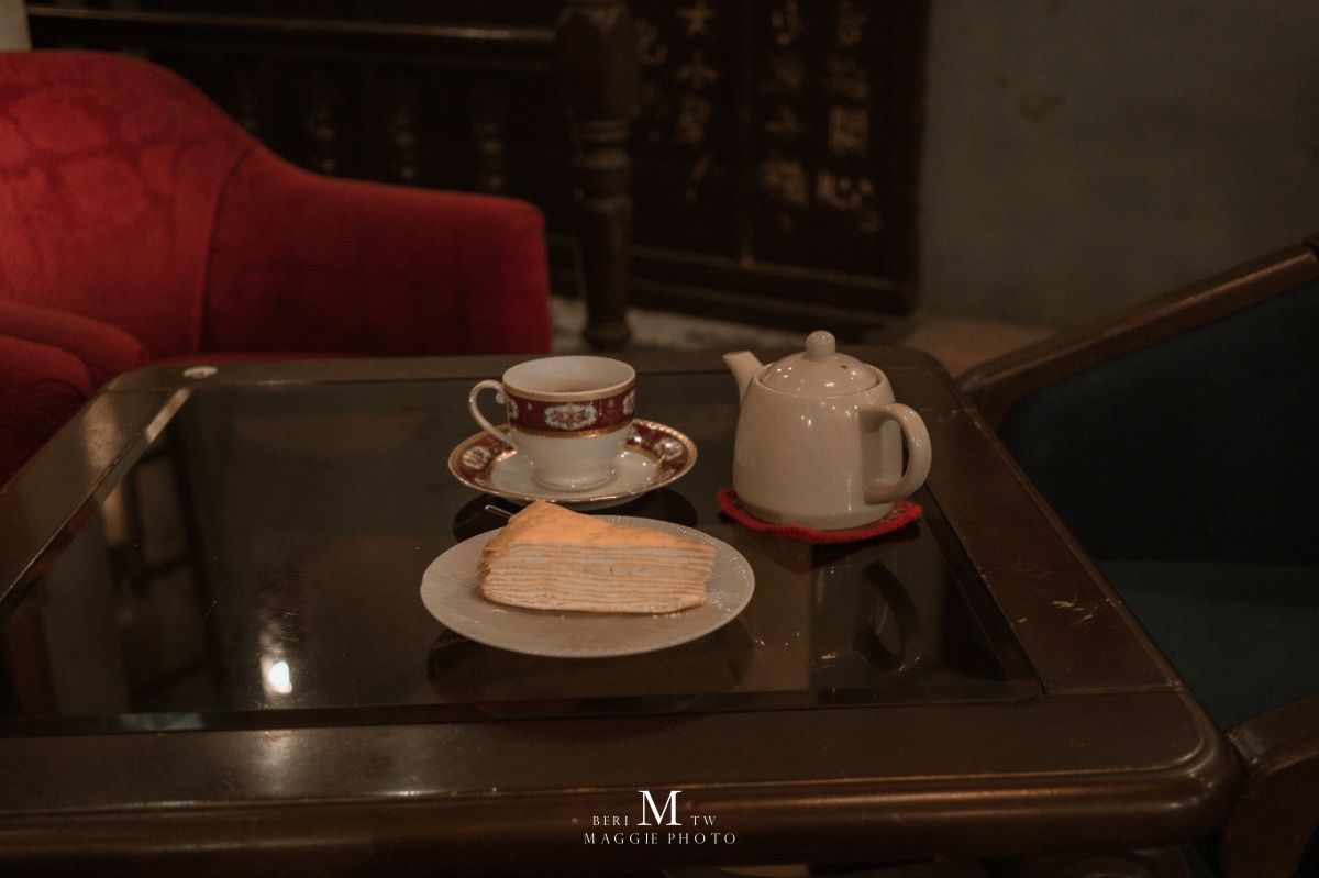 古物雜貨、書本免費逛!淡水最早老街「百年老宅咖啡館」,不限時咖啡廳推薦 古物雜貨、書本免費逛!淡水最早老街「百年老宅咖啡館」,不限時咖啡廳推薦