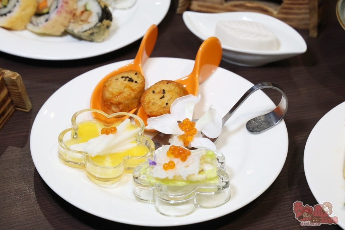 台南最強「蔬食Buffet吃到飽」！百道中西式菜色任夾，炙燒生魚片壽司超擬真