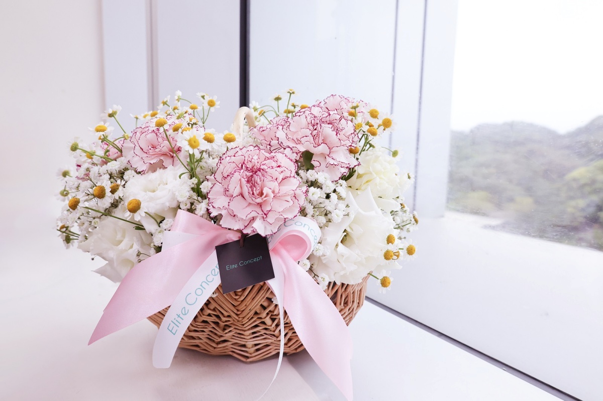 母親節吃到飽限時優惠！主廚請吃龍蝦、媽媽吃到飽免千元，飯店吃大餐看這篇