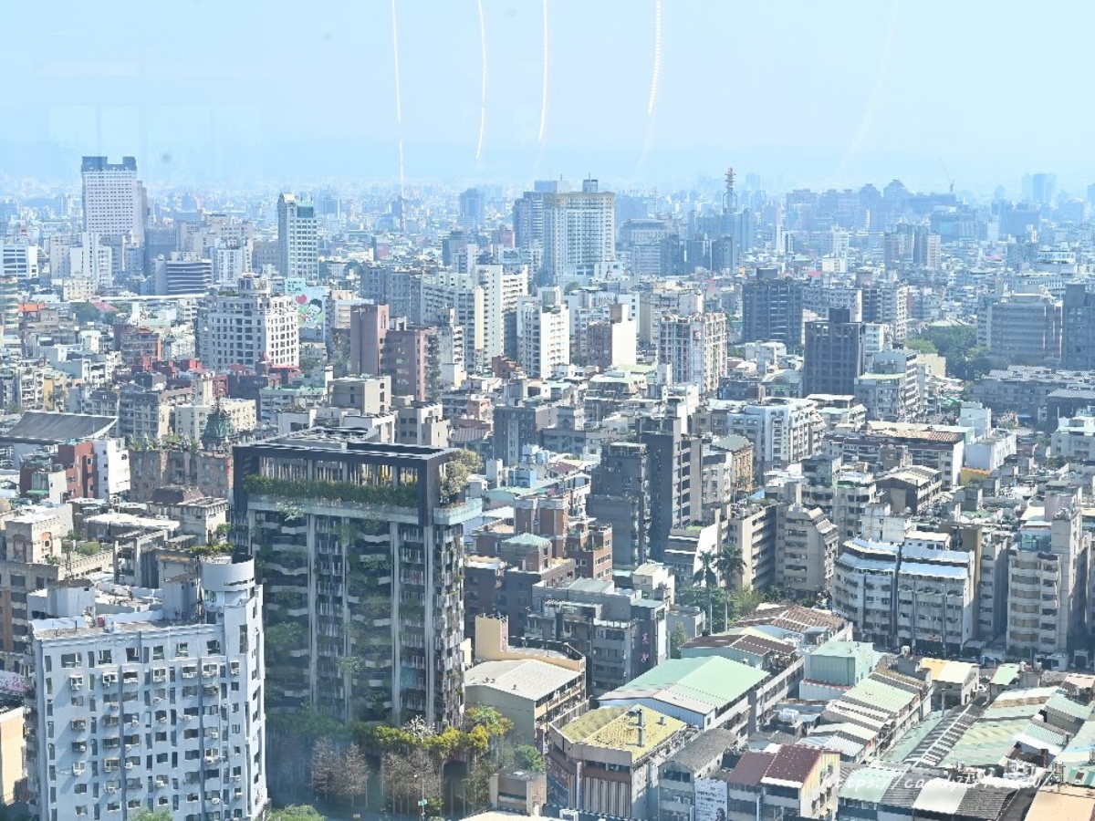 27樓絕美景觀咖啡廳！台中西區新開幕咖啡館，咖啡買一送一、咖啡豆９折