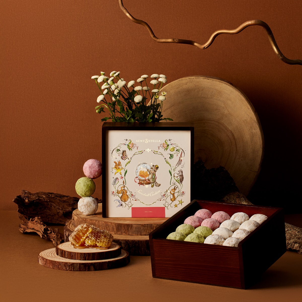 露出「微笑」免費送餅乾！詩特莉生日慶「這２天」開跑，超Q雪球餅乾限量吃