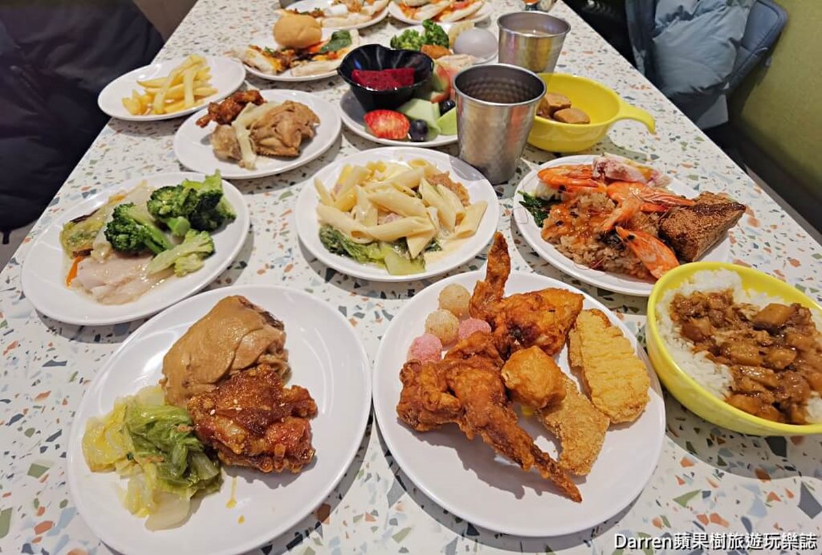 全台最大「我家牛排」!400元牛排+自助吧吃到飽,港點、熱炒百道無限夾 全台最大「我家牛排」!400元牛排+自助吧吃到飽,港點、熱炒百道無限夾