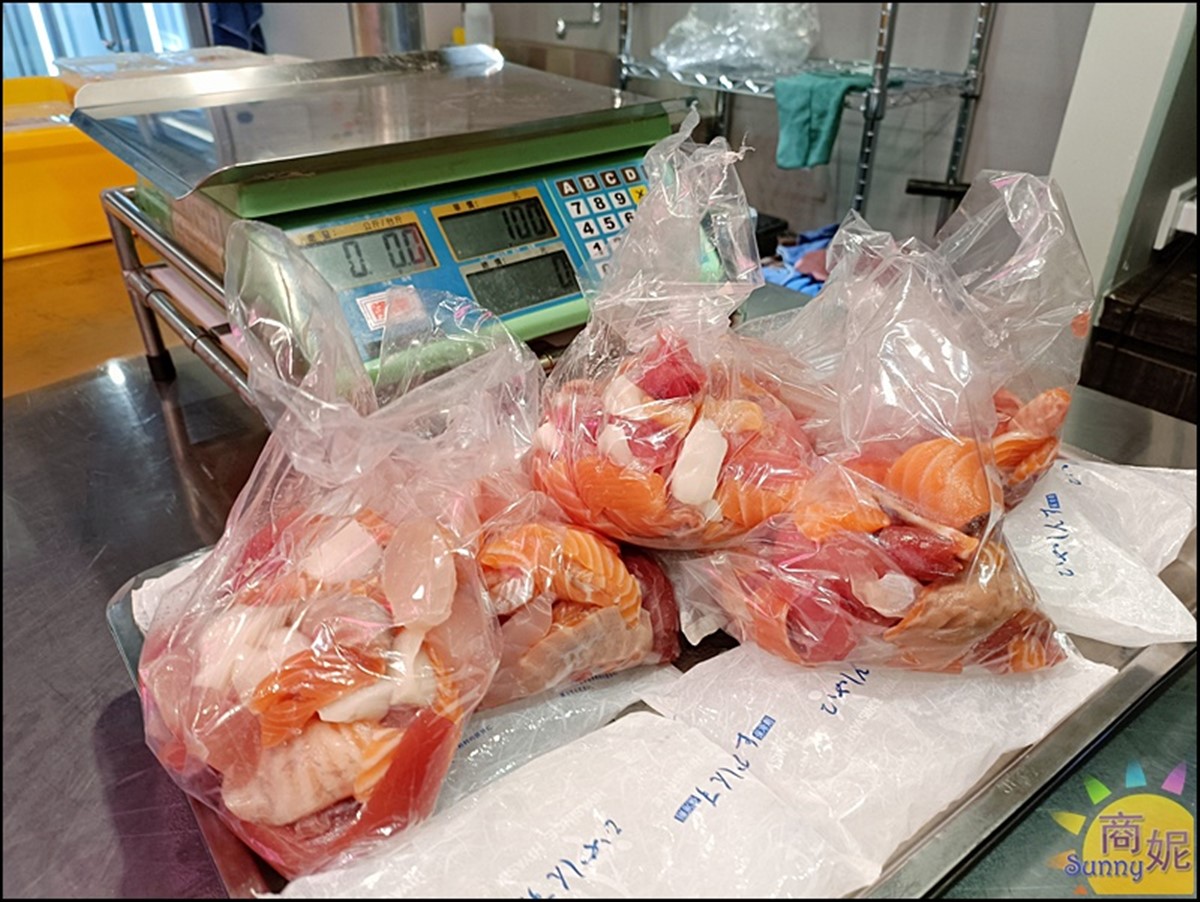 台中最強「10元生魚片」搬至逢甲商圈!新店面開箱直擊,30元味噌湯超有料 台中最強「10元生魚片」搬至逢甲商圈!新店面開箱直擊,30元味噌湯超有料
