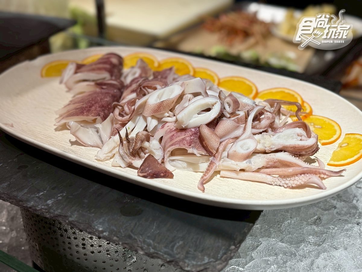 姓名有「鮪魚」免費吃到飽!烤鴨、牛排3.5小時無限嗑,百道異國料理任你吃 姓名有「鮪魚」免費吃到飽!烤鴨、牛排3.5小時無限嗑,百道異國料理任你吃