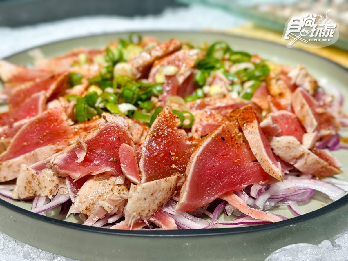 姓名有「鮪魚」免費吃到飽!烤鴨、牛排3.5小時無限嗑,百道異國料理任你吃 姓名有「鮪魚」免費吃到飽!烤鴨、牛排3.5小時無限嗑,百道異國料理任你吃