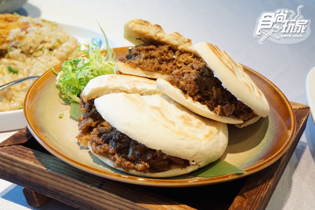 「住這３區」用餐85折！板橋飯店推80道新菜：必嘗桃木燻烤牛肋排、油潑麵