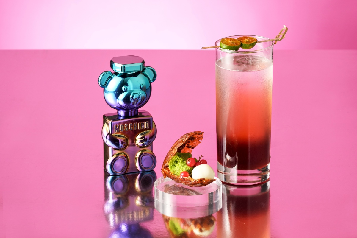 限時開賣３個月！Ｗ飯店「小熊香水下午茶」夢幻登場，７款小點經典必嘗