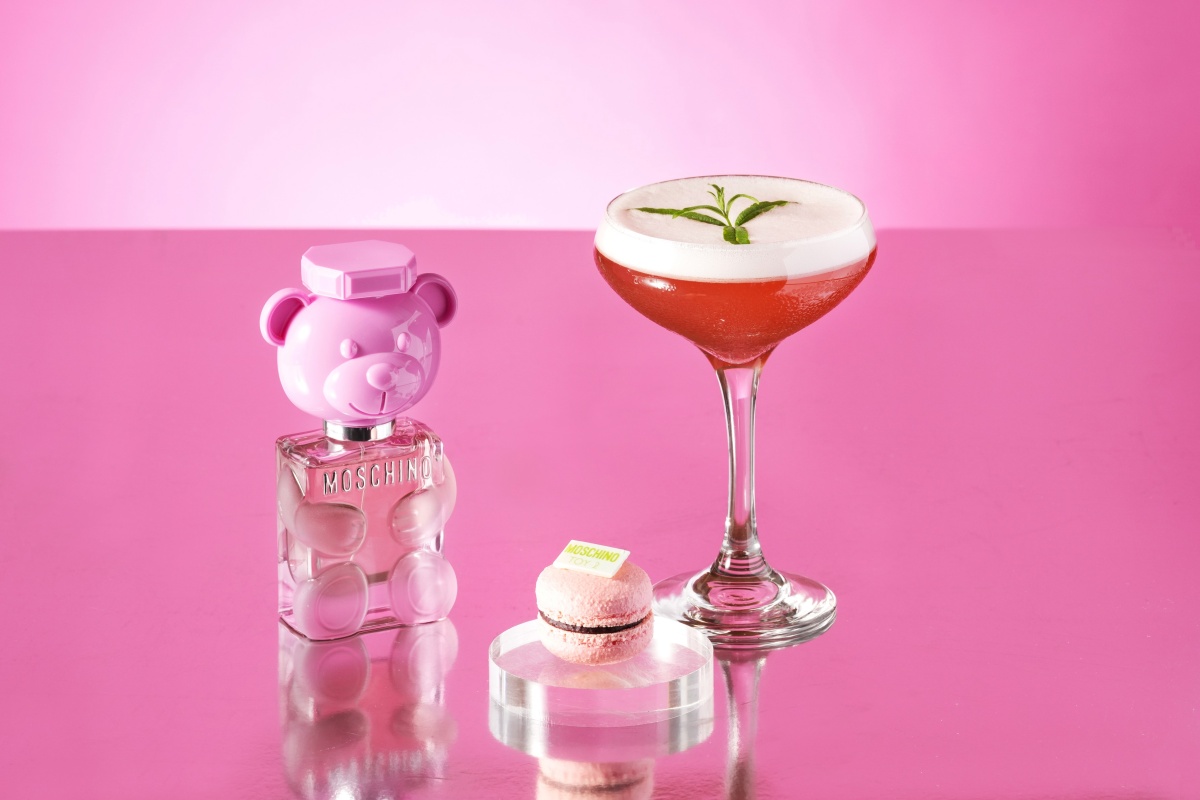 限時開賣３個月！Ｗ飯店「小熊香水下午茶」夢幻登場，７款小點經典必嘗