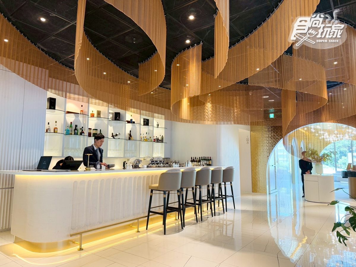 提拉米蘇吃多少挖多少!「大直牛排館」新登場,還有超浮誇金箔牛排 提拉米蘇吃多少挖多少!「大直牛排館」新登場,還有超浮誇金箔牛排