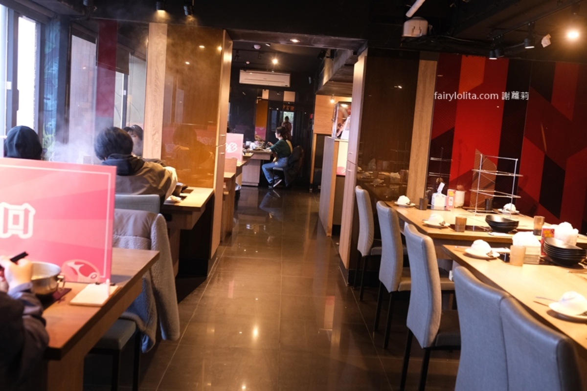 吃到飽只要268元！淡水河畔火鍋＋70種食材吃到飽，訂位說通關密語送白蝦
