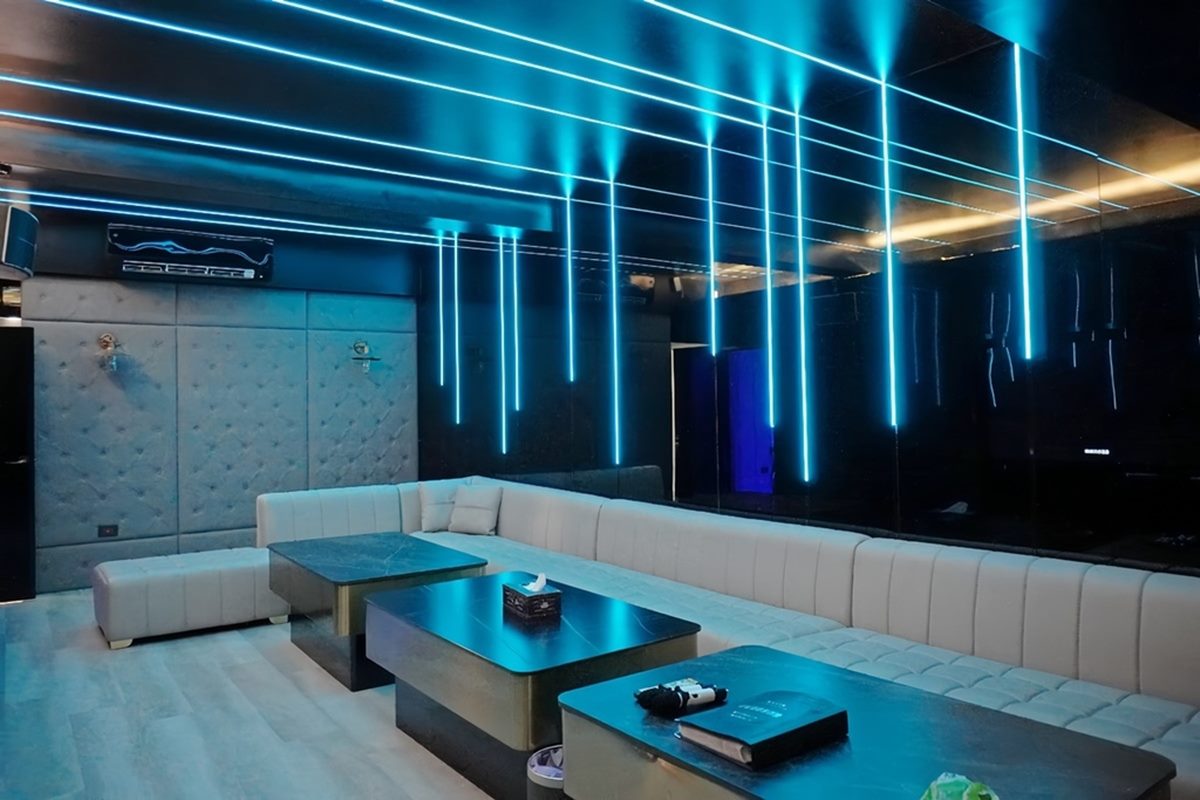 絕美隱藏版「露營風餐廳」!可以打麻將、包廂唱歌,推薦美食+菜單一次看 絕美隱藏版「露營風餐廳」!可以打麻將、包廂唱歌,推薦美食+菜單一次看