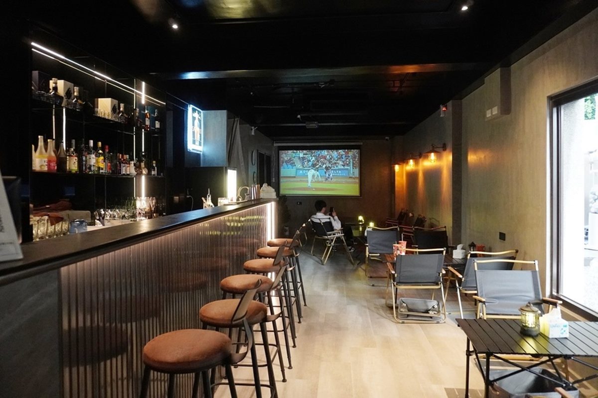 絕美隱藏版「露營風餐廳」!可以打麻將、包廂唱歌,推薦美食+菜單一次看 絕美隱藏版「露營風餐廳」!可以打麻將、包廂唱歌,推薦美食+菜單一次看