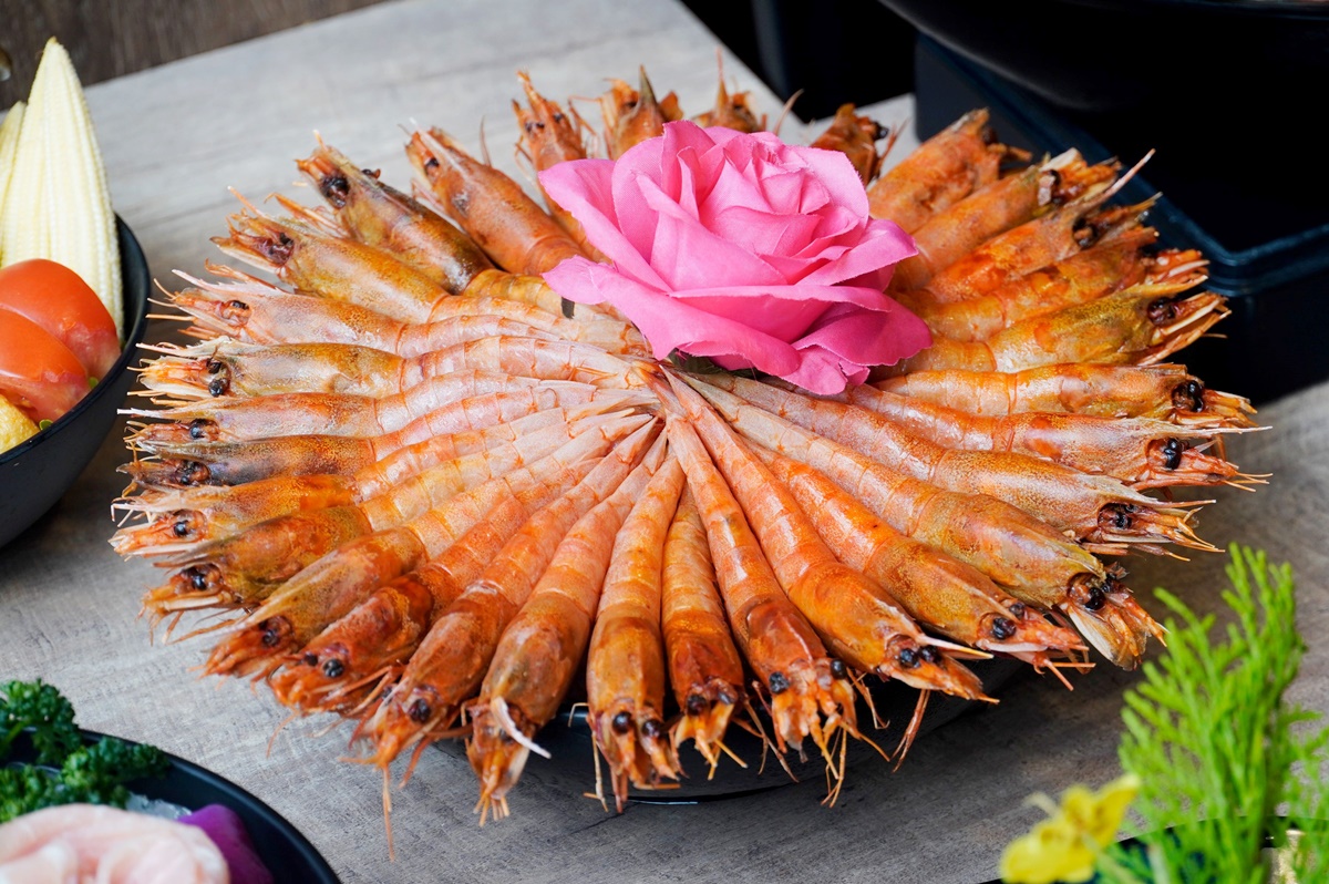 449元起火鍋吃到飽!超過70款肉品海鮮+自助吧暢吃,加碼半價嗑和牛、炙燒壽司 449元起火鍋吃到飽!超過70款肉品海鮮+自助吧暢吃,加碼半價嗑和牛、炙燒壽司