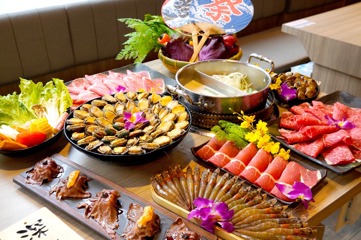 449元起火鍋吃到飽!超過70款肉品海鮮+自助吧暢吃,加碼半價嗑和牛、炙燒壽司 449元起火鍋吃到飽!超過70款肉品海鮮+自助吧暢吃,加碼半價嗑和牛、炙燒壽司