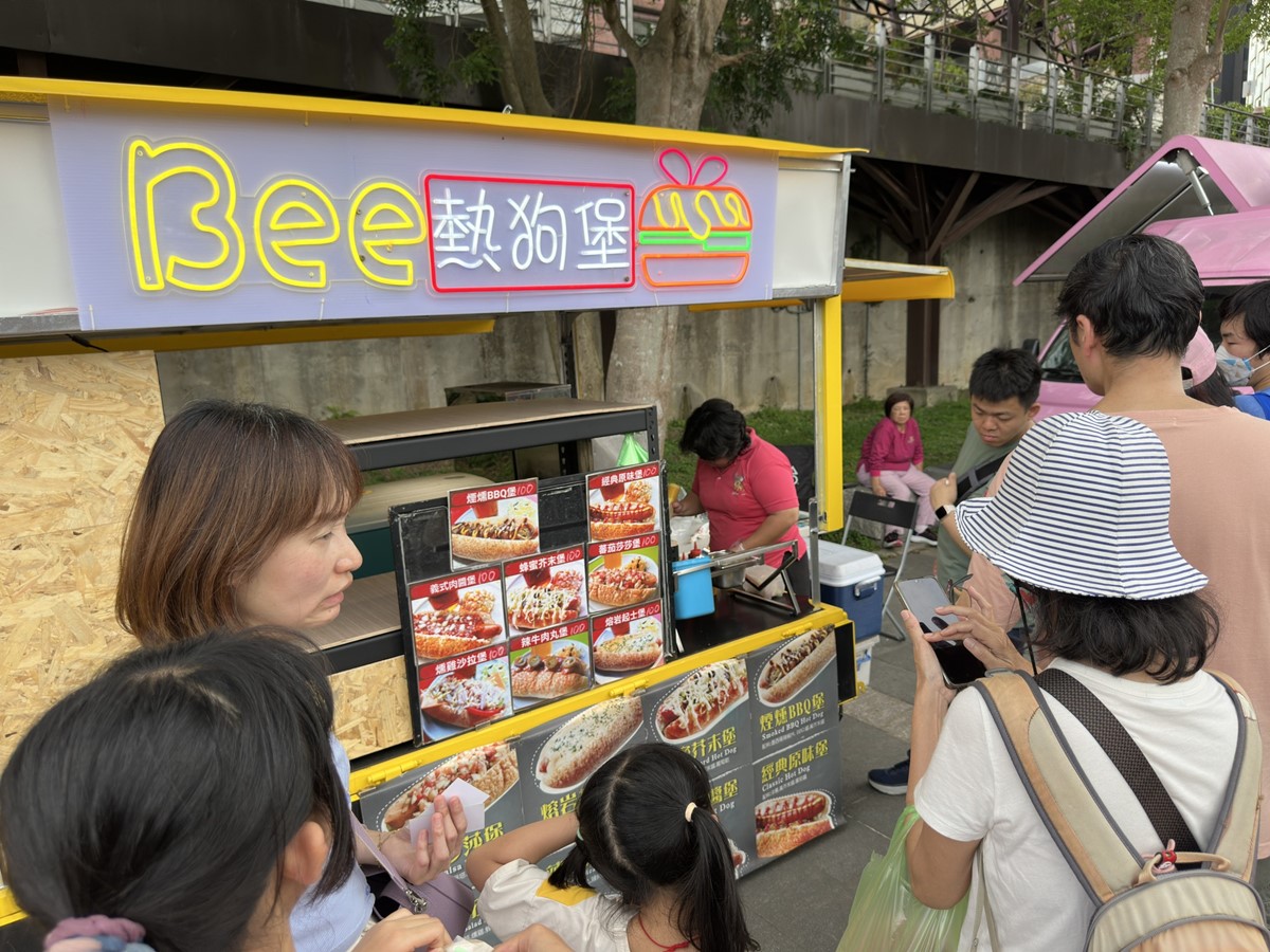 新北全新「美食市集」登場!每週只開1天,週週都有不同主題餐車 新北全新「美食市集」登場!每週只開1天,週週都有不同主題餐車