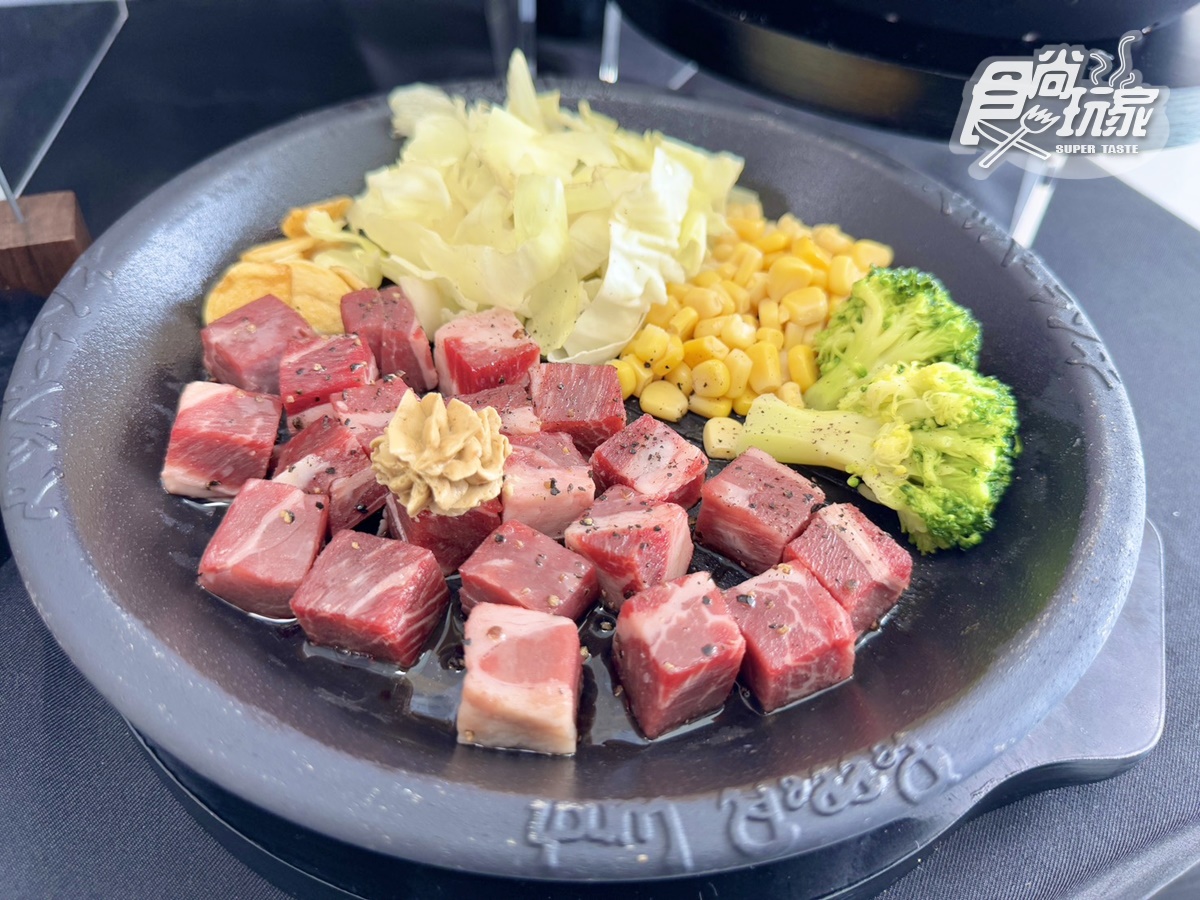 「胡椒廚房買一送一」快閃3天!99元起爽嗑胡椒牛肉、雞肉飯,加碼搶椒燒烏龍麵 「胡椒廚房買一送一」快閃3天!99元起爽嗑胡椒牛肉、雞肉飯,加碼搶椒燒烏龍麵