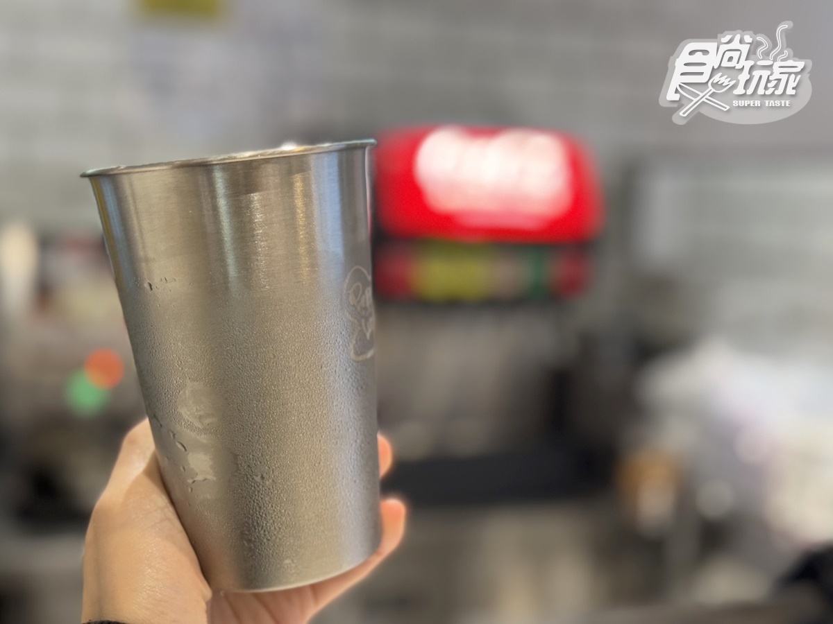 「胡椒廚房買一送一」快閃3天!99元起爽嗑胡椒牛肉、雞肉飯,加碼搶椒燒烏龍麵 「胡椒廚房買一送一」快閃3天!99元起爽嗑胡椒牛肉、雞肉飯,加碼搶椒燒烏龍麵