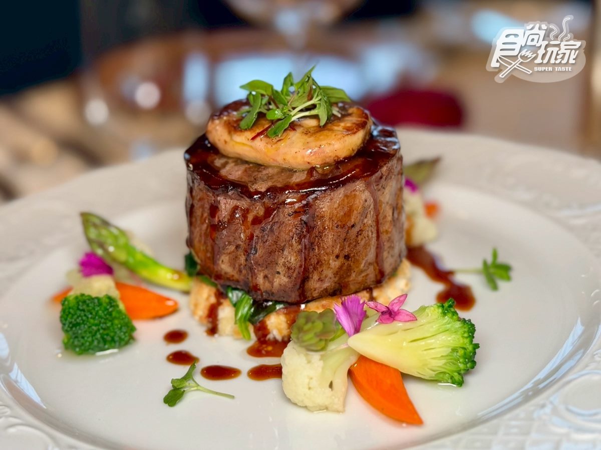 牛排、烤鴨吃到飽!麗星郵輪美食攻略,免費+付費餐廳11間 牛排、烤鴨吃到飽!麗星郵輪美食攻略,免費+付費餐廳11間