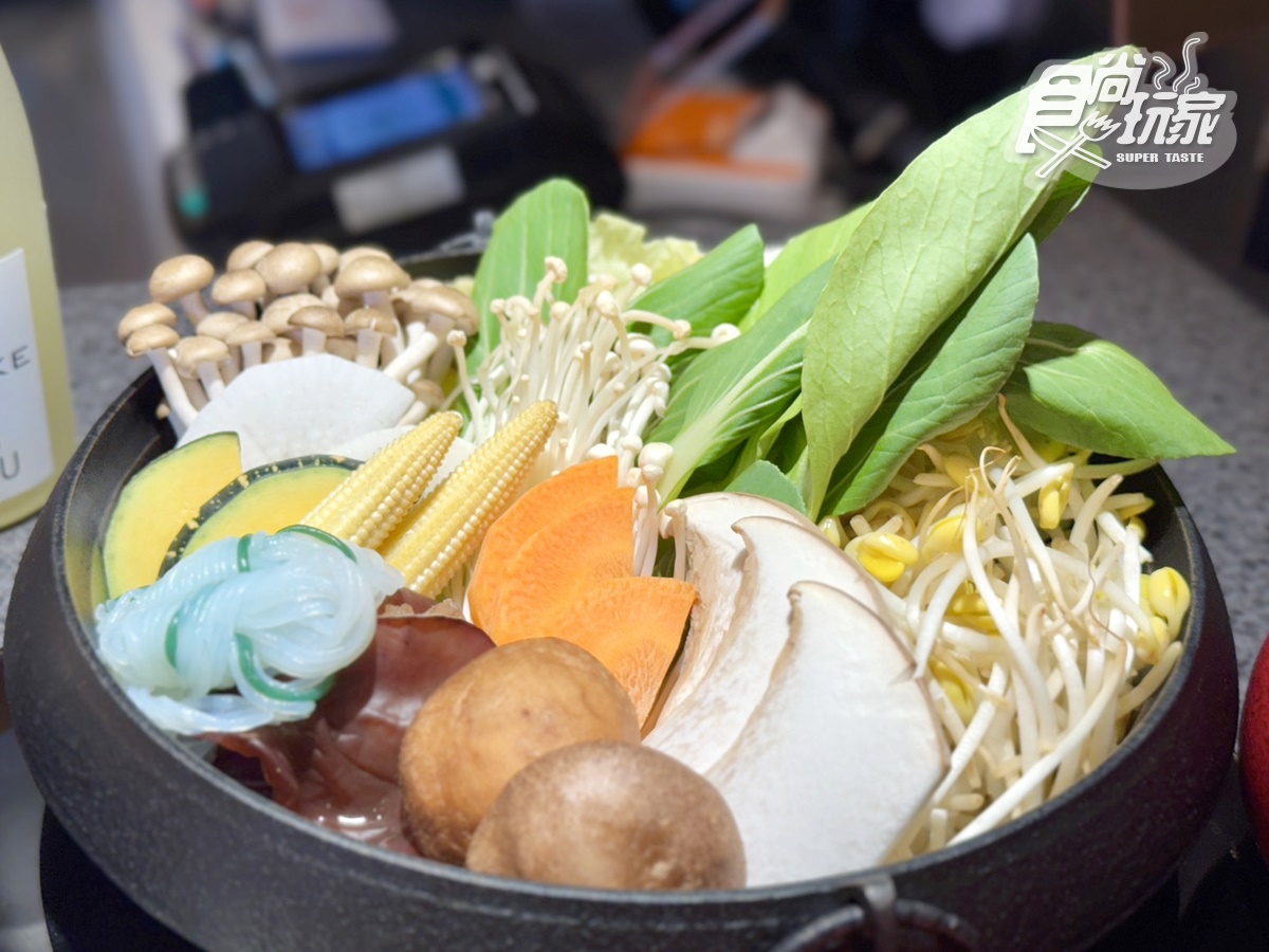 398元起吃到飽!高CP值「日式壽喜燒」自助吧、霜淇淋暢吃,免費送日本黑毛和牛 398元起吃到飽!高CP值「日式壽喜燒」自助吧、霜淇淋暢吃,免費送日本黑毛和牛