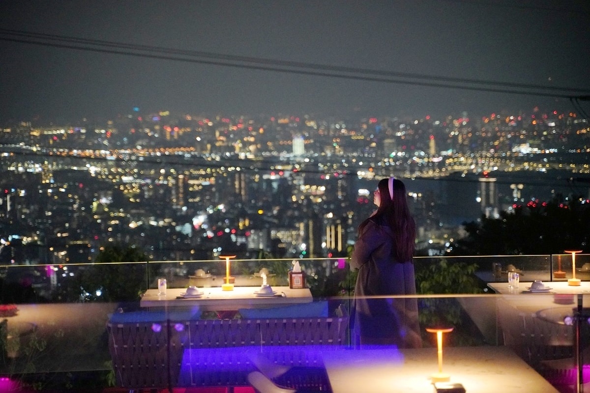 台北夜景餐廳６｜八卦夜未眠：活體海鮮景觀餐廳